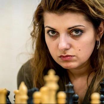 Evgeniya Doluhanova 
