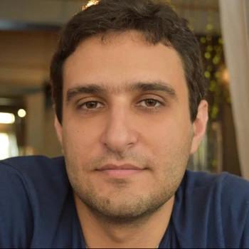 Elshan Moradiabadi 