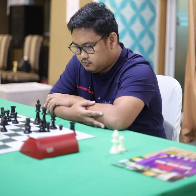 Chess Coach Remark Bartolome (AIM)