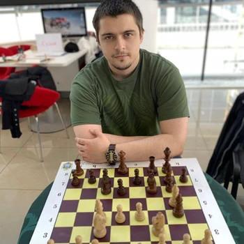 Leonid Starozhilov 
